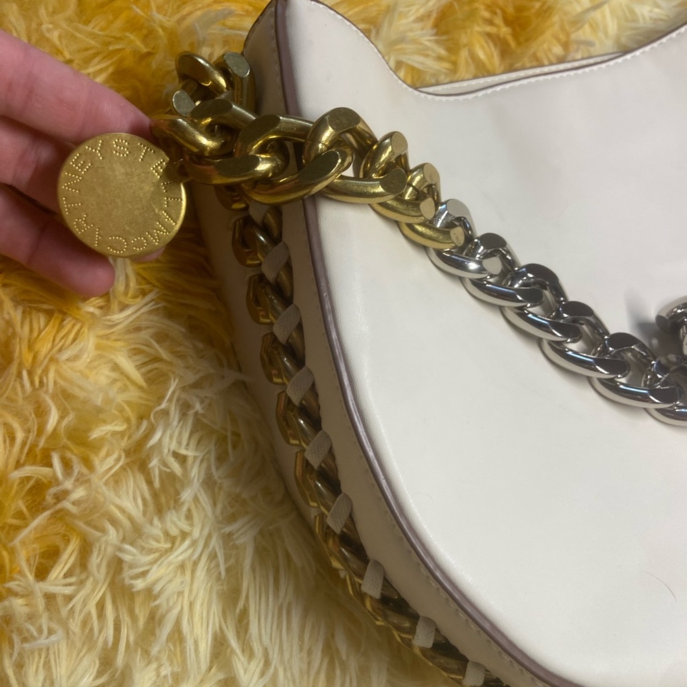 Stella McCartney Falabella Cream Chain Shoulder Bag - Picture 2 of 6